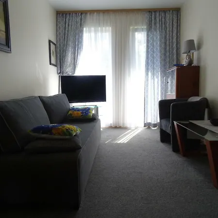 Dolina Golebiewska Apartment Zoppot